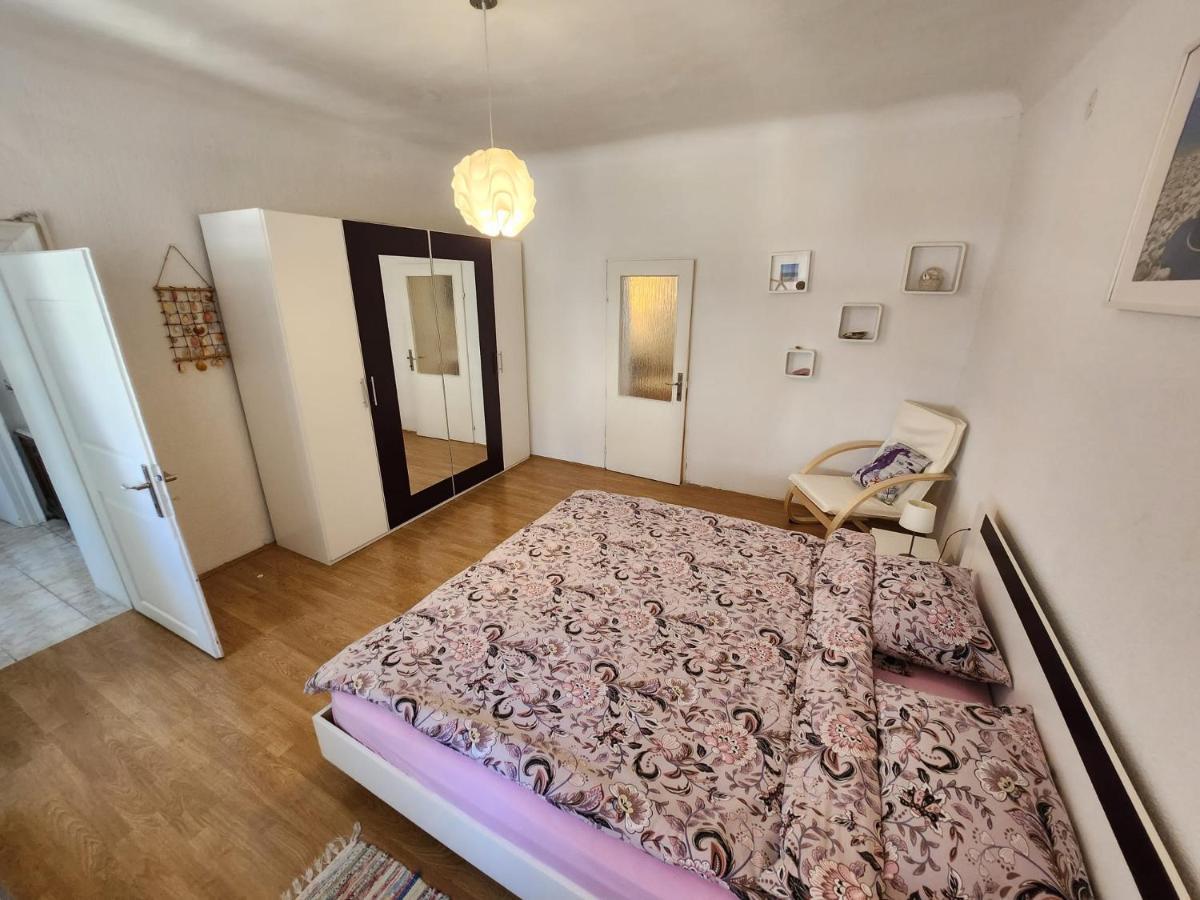 Apartment Dolores Cres Kültér fotó