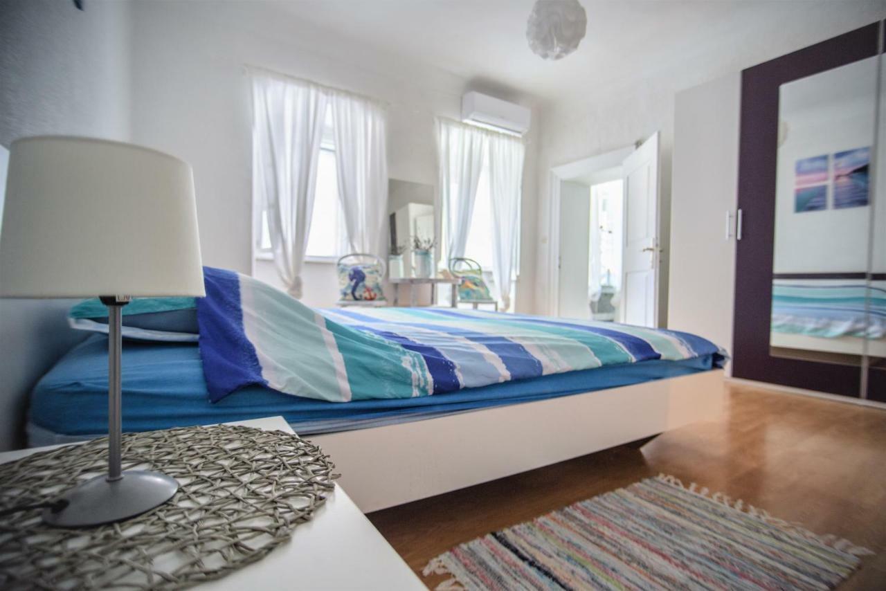 Apartment Dolores Cres Kültér fotó