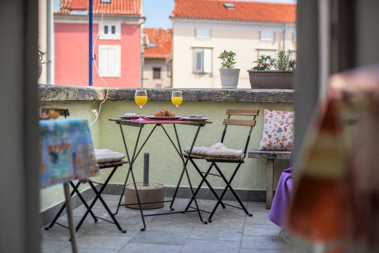 Apartment Dolores Cres Kültér fotó